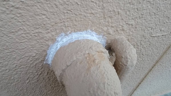 岐阜県岐阜市で外壁ひび割れ補修！シーリングを充填しました。 (2)