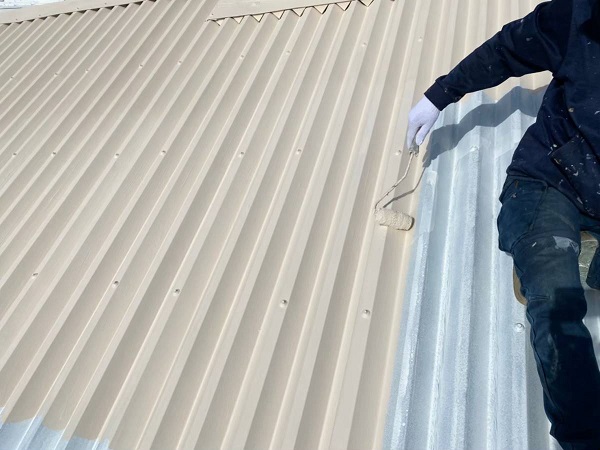 屋根塗装、キルコ遮断熱で中塗り ！岐阜県関市・M様　工場屋根・外壁塗装 (1)