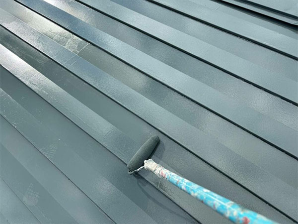 岐阜県岐阜市 屋根上塗り 2回目