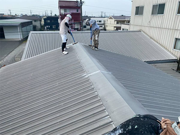 岐阜県柳津市 ケレン作業