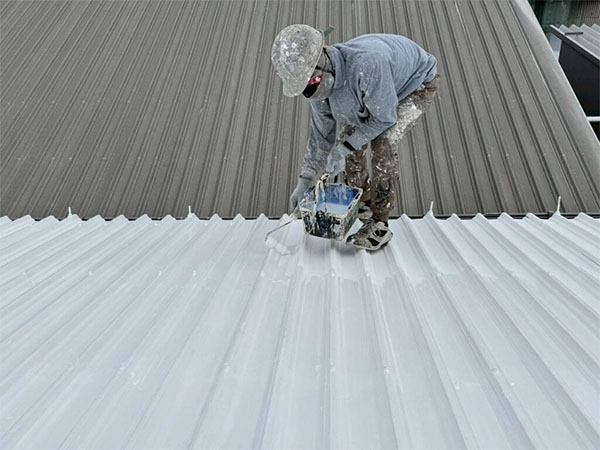 岐阜県柳津市 屋根 上塗り