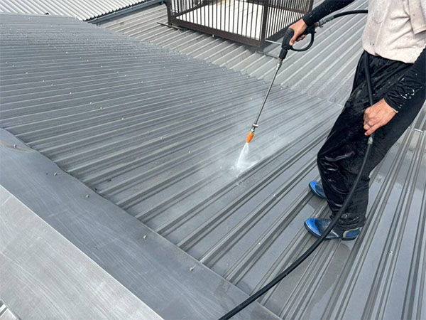 岐阜県柳津市 屋根 洗浄 横